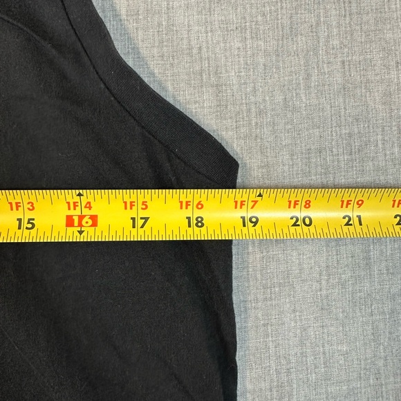 Adidas Black Sleeveless Athletic Top Womans - Picture 6 of 7